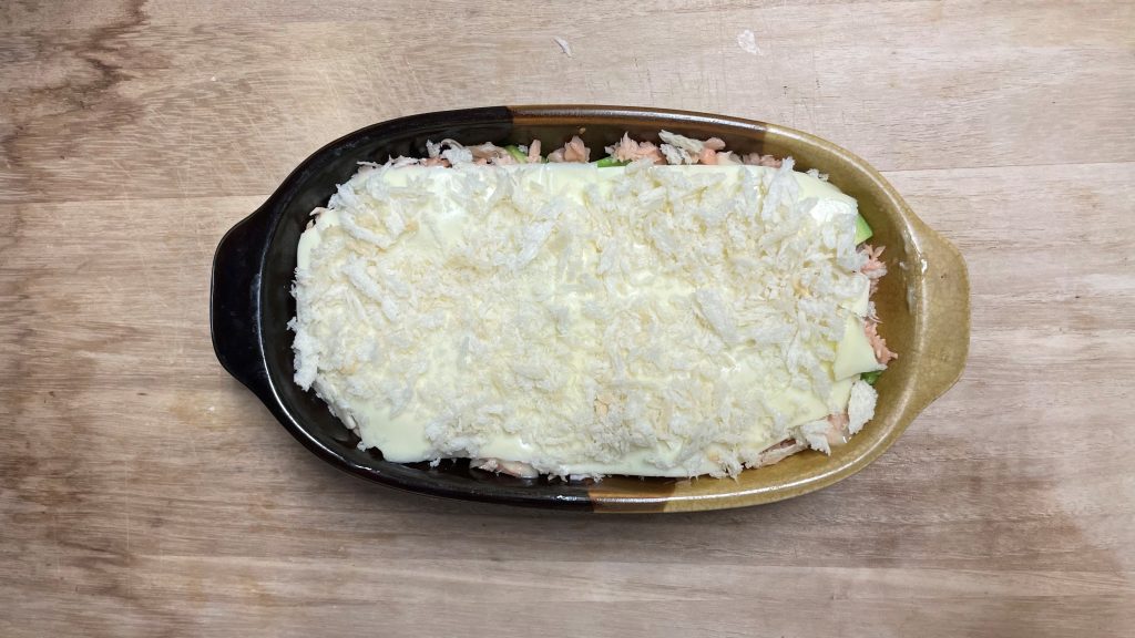 パン粉をのせる