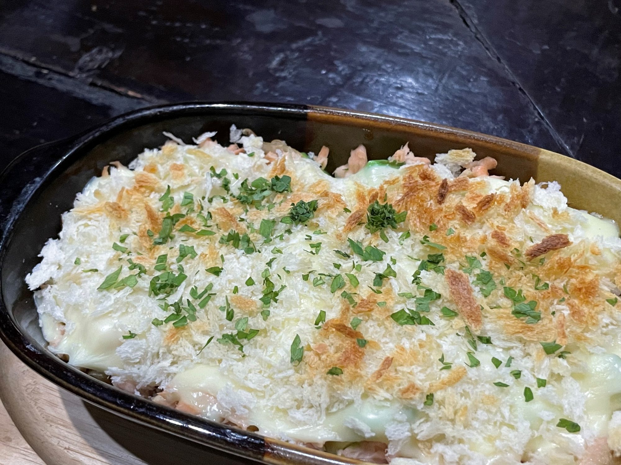 サケとアボカドの豆腐グラタン