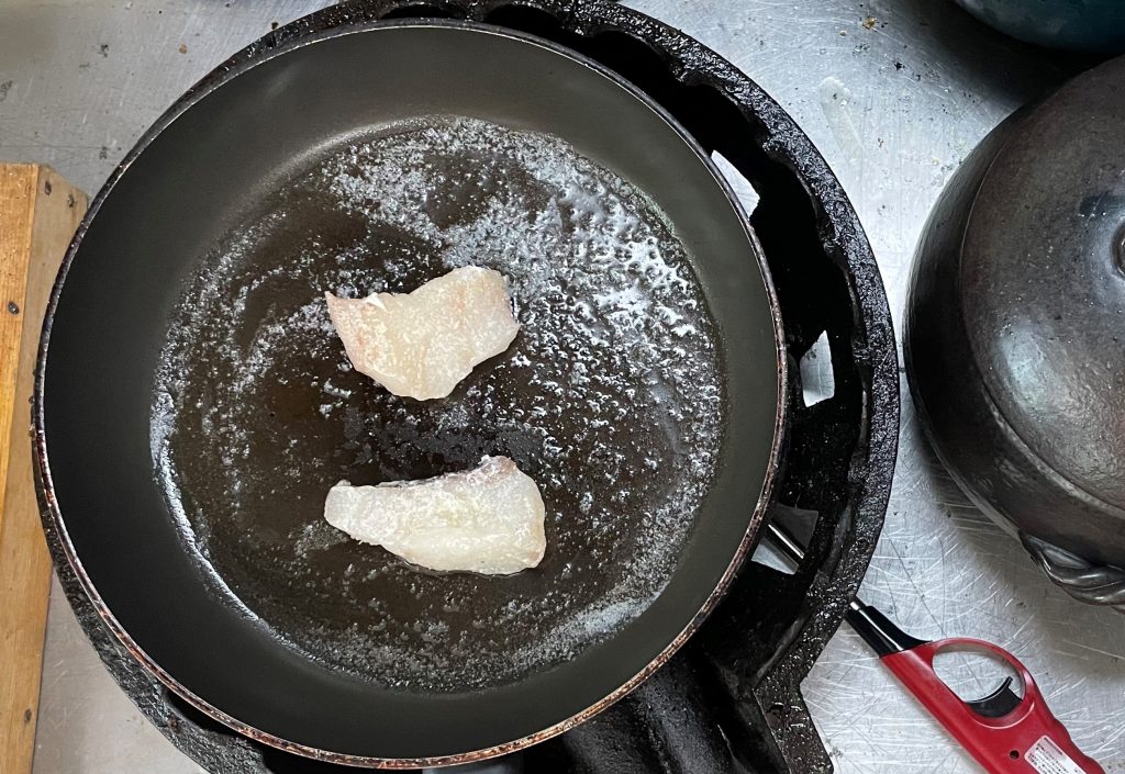 フライパンで焼く
